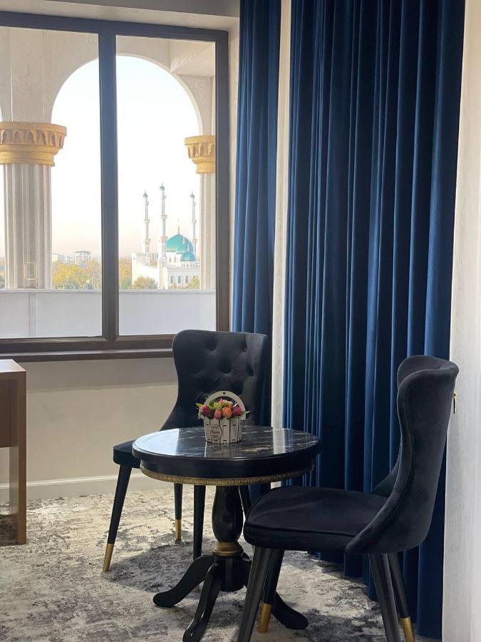 Friday Old City Hotel Tasjkent Buitenkant foto