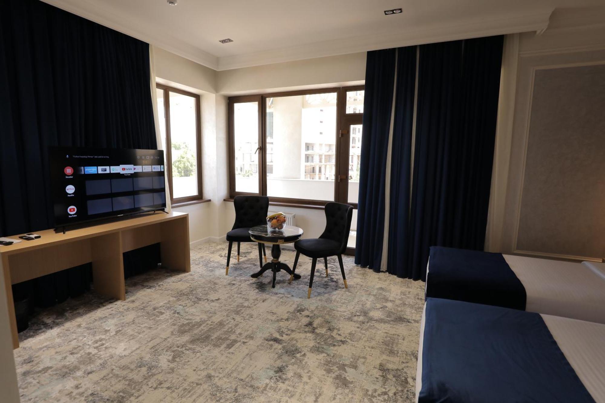 Friday Old City Hotel Tasjkent Buitenkant foto